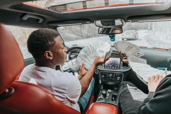 Come identificare aree emergenti per l'investimento immobiliare?